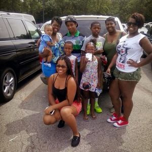 Meet your Posher, Sharon